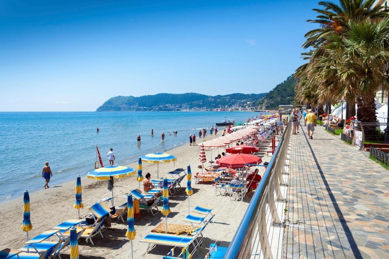 Beachy Vibes- 900M From The Beach - Happy Rentals Marina dʼMarina dʼAndora Buitenkant foto